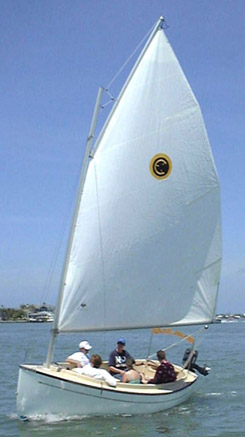 Com-Pac Suncat Daysailer