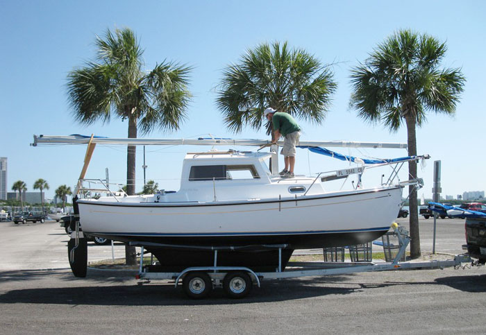 compac pilothouse sailboat